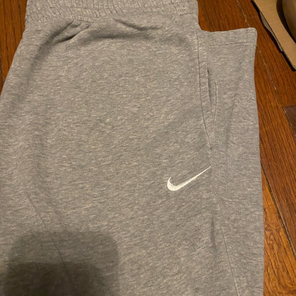 Light Grey Men’s Nike Sweatpants